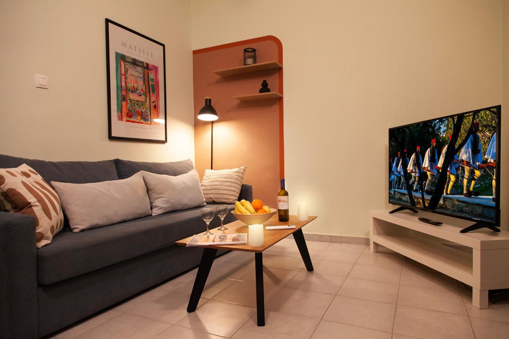 Aris123 By Smart Cozy Suites - Apartments In The Heart Of Athens - 5 Minutes From Metro - Available 24Hr Экстерьер фото