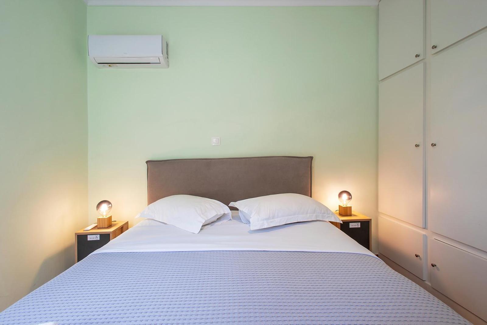 Aris123 By Smart Cozy Suites - Apartments In The Heart Of Athens - 5 Minutes From Metro - Available 24Hr Экстерьер фото