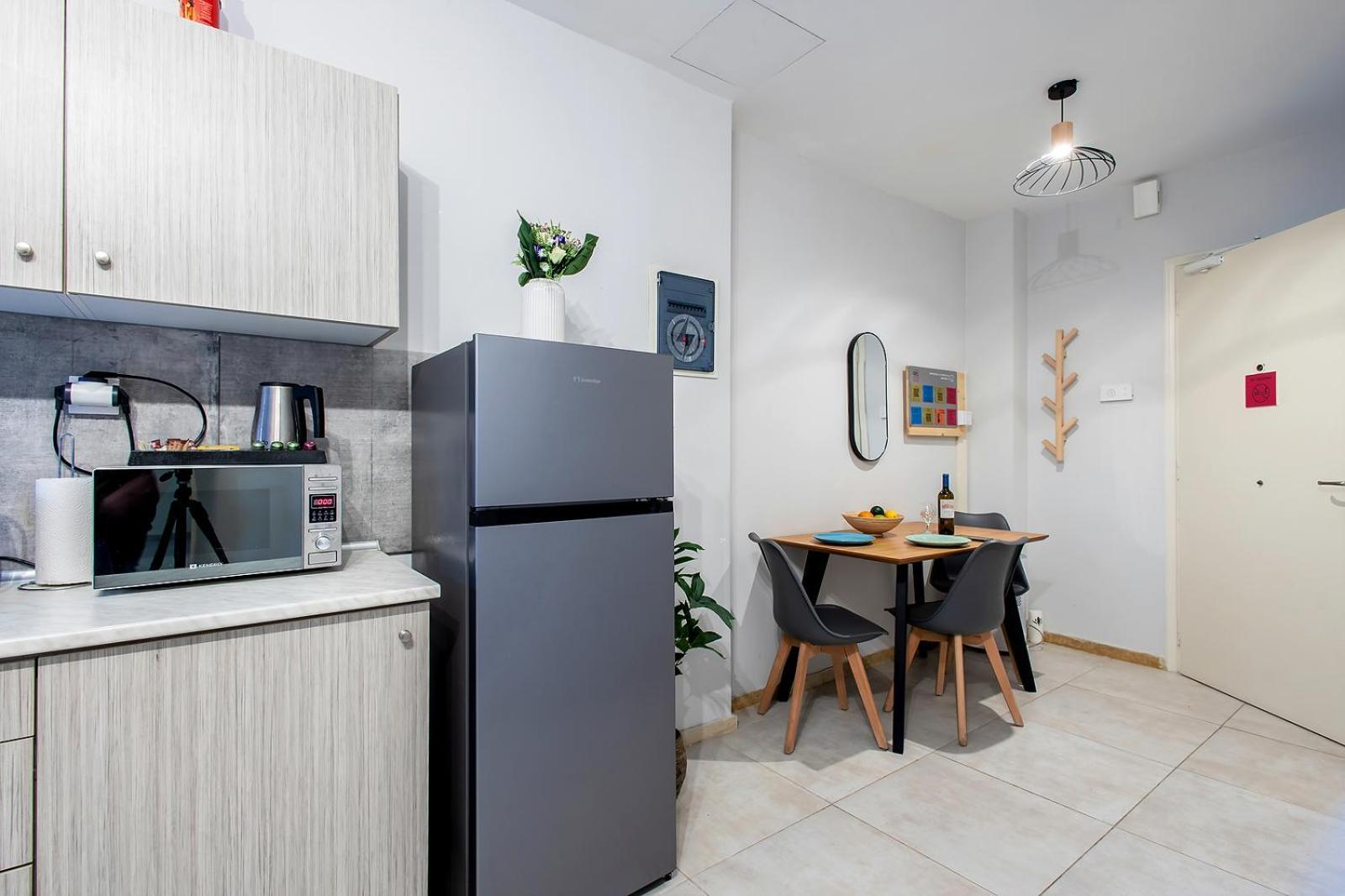 Aris123 By Smart Cozy Suites - Apartments In The Heart Of Athens - 5 Minutes From Metro - Available 24Hr Экстерьер фото