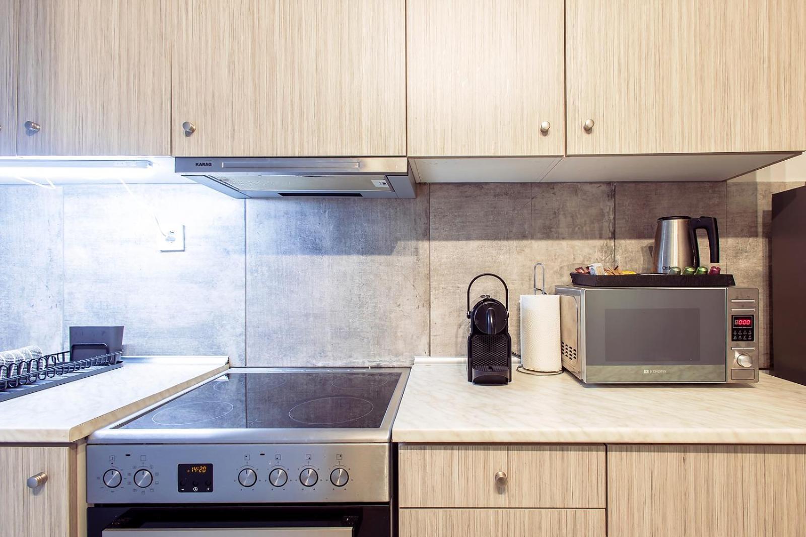 Aris123 By Smart Cozy Suites - Apartments In The Heart Of Athens - 5 Minutes From Metro - Available 24Hr Экстерьер фото