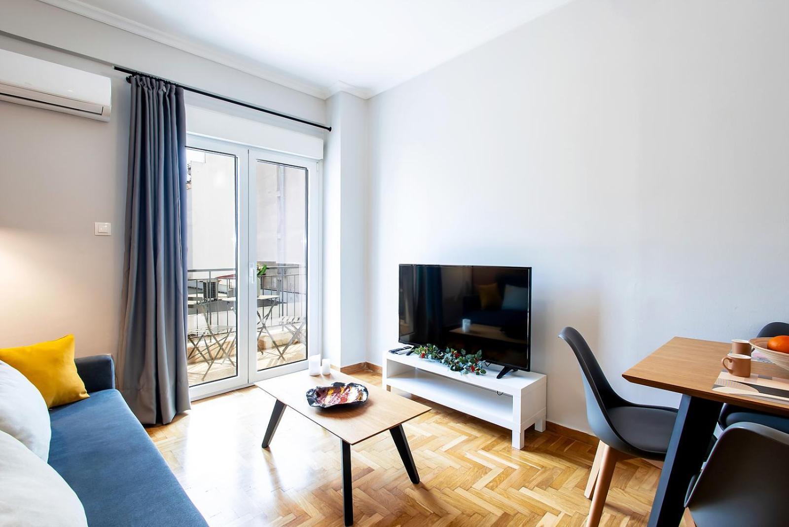 Aris123 By Smart Cozy Suites - Apartments In The Heart Of Athens - 5 Minutes From Metro - Available 24Hr Экстерьер фото
