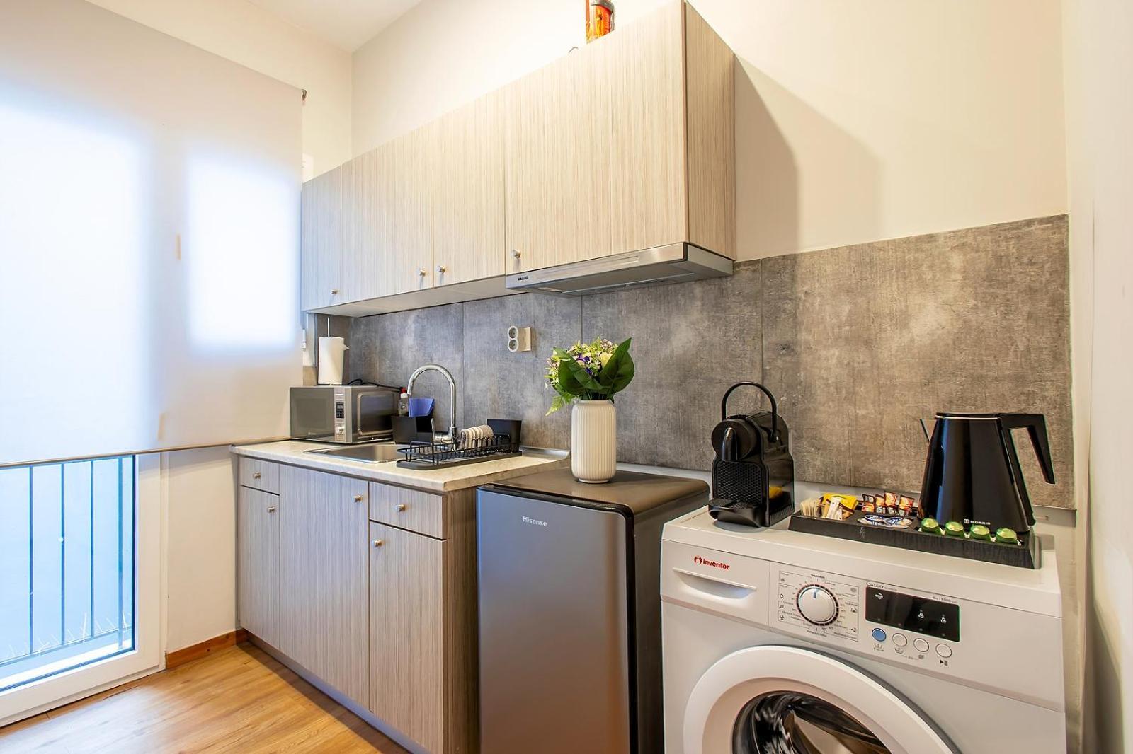 Aris123 By Smart Cozy Suites - Apartments In The Heart Of Athens - 5 Minutes From Metro - Available 24Hr Экстерьер фото